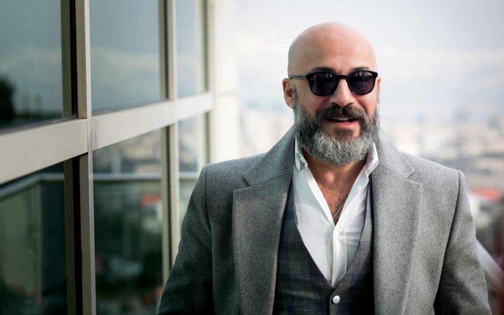 امیر آقایی؛ مسیر از شروع فعالیت تا شهرت و زندگی شخصی امیر آقایی؛ مسیر از شروع فعالیت تا شهرت و زندگی شخصی