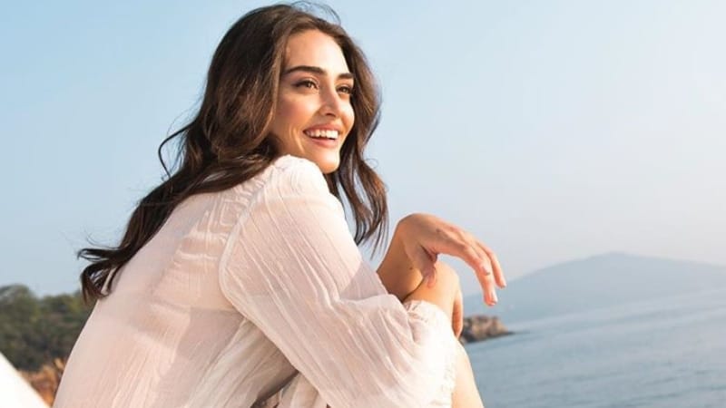 اسرا بیلگیچ؛ از شروع فعالیت هنری تا زندگی خصوصی