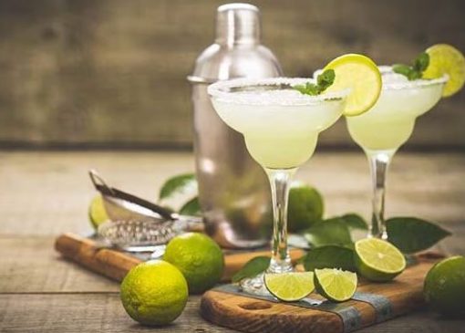 مارگاریتا خوشمزه در خانه؛ طرز تهیه، فوت‌وفن‌ها و خواص این نوشیدنی جذاب
